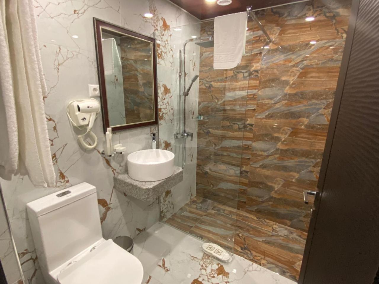 יירבאן Vg Hotel מראה חיצוני תמונה