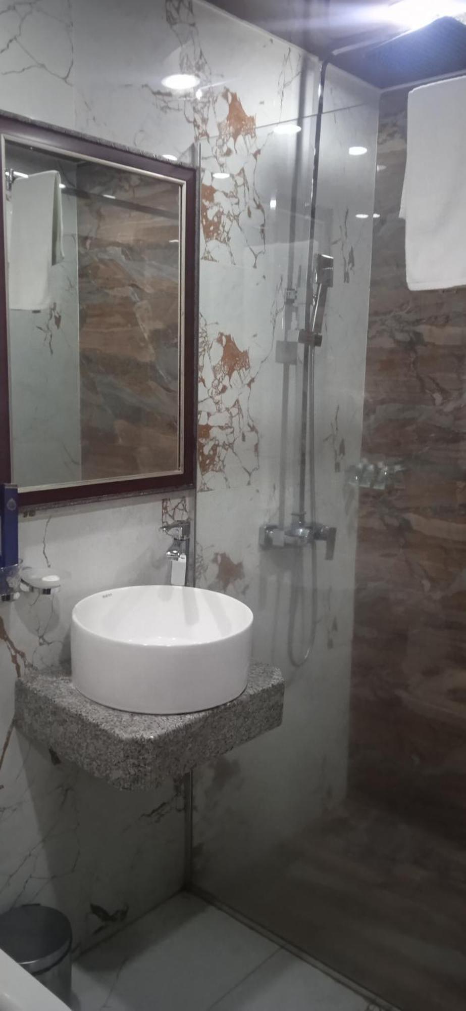 יירבאן Vg Hotel מראה חיצוני תמונה